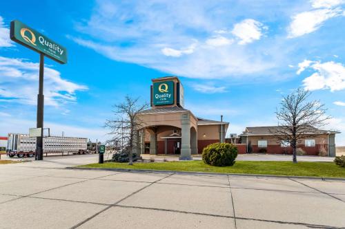 Sidney Hotel | Quality Inn Sidney I-80