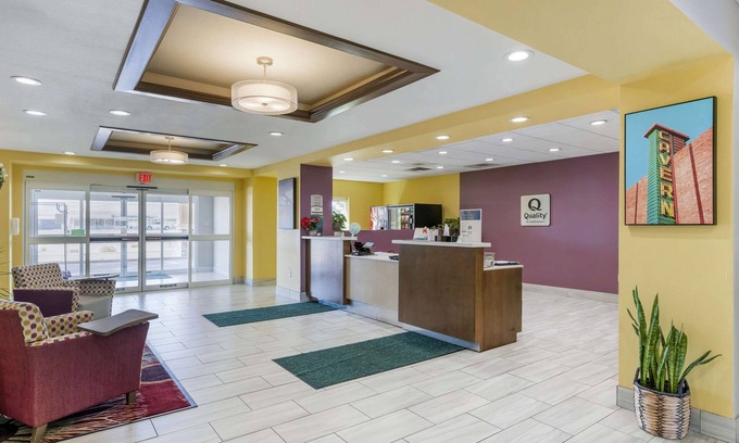 Carlsbad Hotel | Quality Inn & Suites Carlsbad Caverns Area