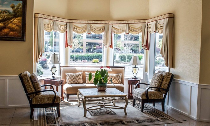 Fife Hotel | Quality Inn & Suites Fife Seattle