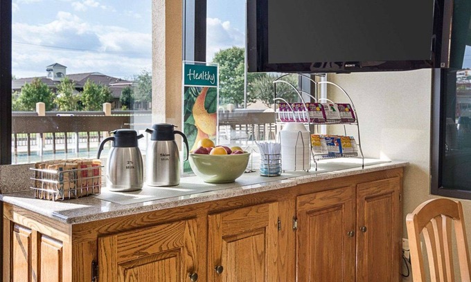 Franklin Hotel | Quality Inn & Suites Franklin