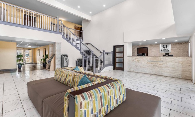 Salt Lake City Hotel | Quality Inn & Suites Salt Lake City Airport West