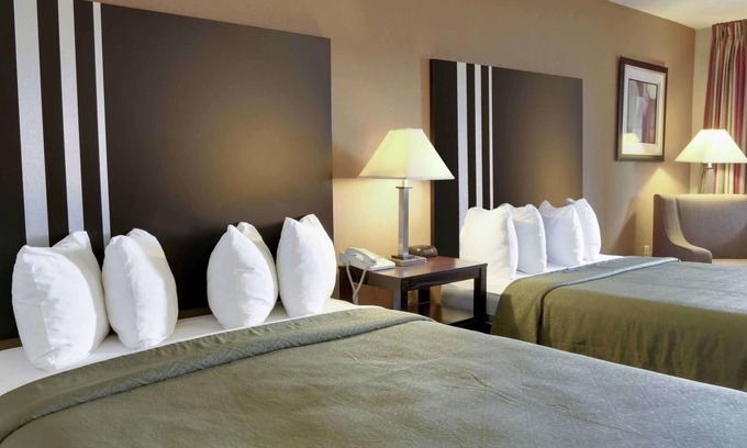 Clarksville Hotel | Quality Inn & Suites