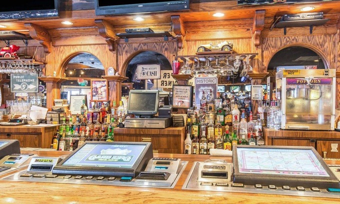Winnemucca Hotel | Quality Inn Winnemucca - Model T Casino