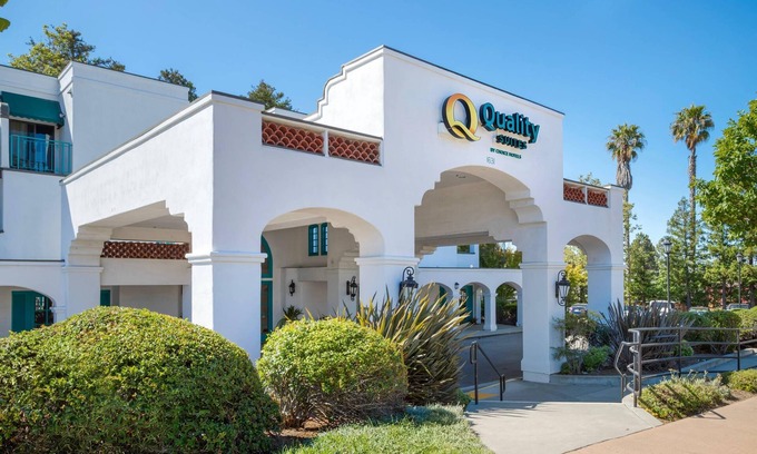San Luis Obispo Hotel | Quality Suites Downtown San Luis Obispo