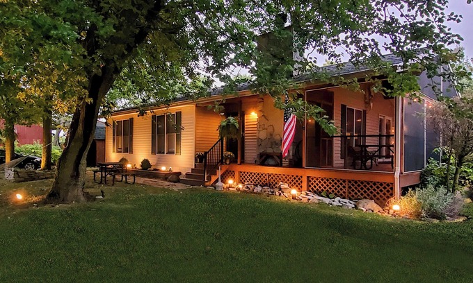 Kelleys Island House | Quarry Vista Kelleys Island, 3 Bedroom, Golf Cart, Hot Tub