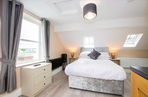 Londonderry Apartment | Quay 8