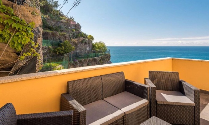 Masero House | Queen of Sea Gold, Terre Marine