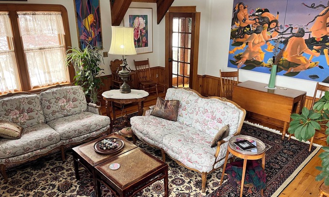 Bayfield Bed & Breakfast | Queen's View B&B- Bill's West, Lake Views, Sauna, Pool, Garden, Bayfield, WI