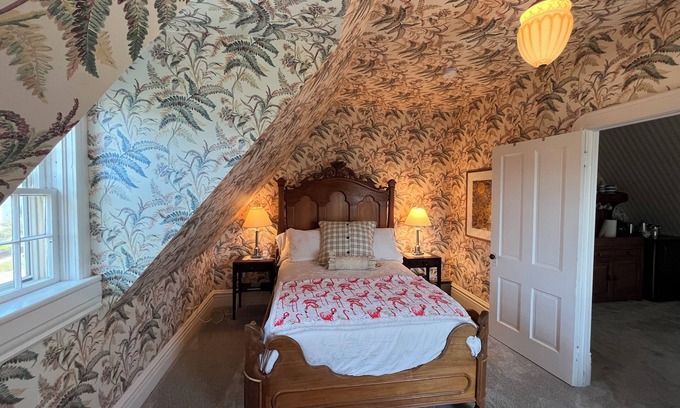 Bayfield Bed & Breakfast | Queen's View B&B- Mona's Suite, Lake Views, Sauna, Pool, Garden, Bayfield, WI