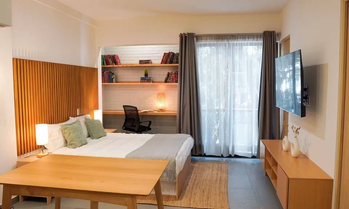 Benito Juarez Apartment | Queen Studio w/sofa bed and small terracen
