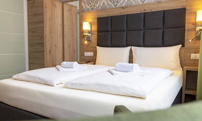 Rhens House | Queensize double room GH-early booking rate - AKZENT Hotel Roter Ochse