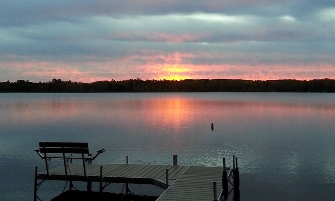 Eagle River Cabin | Quick Escape - Large 3+Bed 2 Bath Lake Home near Eagle River & St. Germain