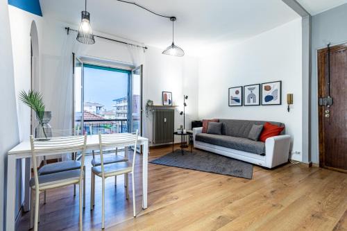Santhia Apartment | Quick Home Agatha Apt