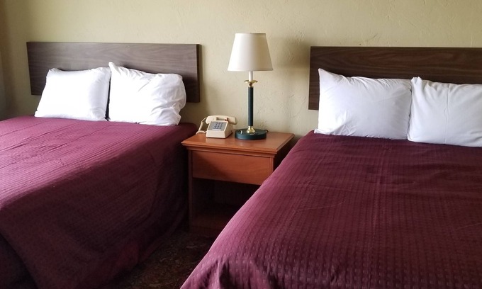 Myrtle Creek Hotel | Quick Stop Motel