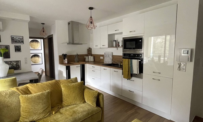 Ville-di-Pietrabugno Apartment | Quiet apartment near Bastia town center