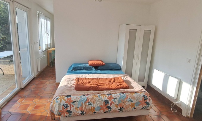 Lille-Moulins Apartment | Quiet apartment with private garden and parking space