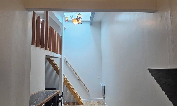 Saint-Ouen Apartment | Quiet, bright studio. Beautiful volumes near metro and Flea Market
