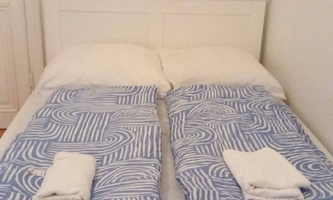 Meidling Apartment | Quiet Comfort: 1 BR Vienna Apartment with Style