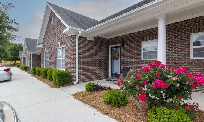 Wilmington Condo | Quiet Condo Between Carolina Beach and Downtown ILM - 2 Beds 2 Baths Sleeps 3