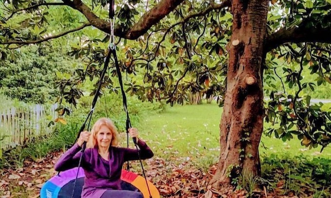 Greensboro House | Quiet peaceful carriage house nestled in an Alabama Treasure Forest.