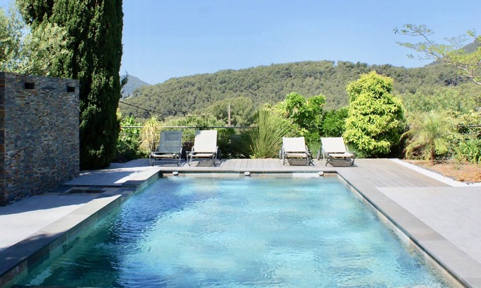 Carqueiranne Villa | Quiet property close to the Iles d'Or