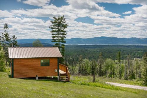 Kalispell House | Quiet, relaxing cabin, views galore, pet friendly