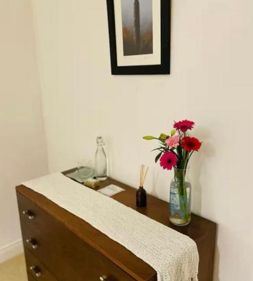 Wexford House | Quiet Room in Wexford with Local Charm