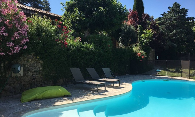 Roquevaire House | Quiet villa, ideal for families, with swimming pool and breathtaking view