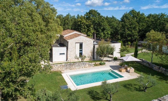 Sveti Petar u Sumi House | Quietly secluded, spacious farmhouse with private pool and large garden