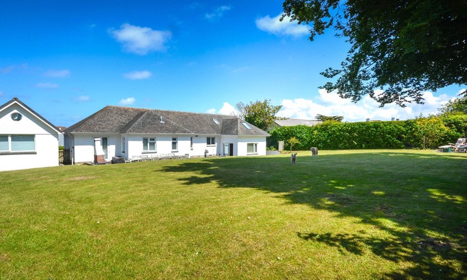 Constantine Bay House | Quillets - Five Bedroom House, Sleeps 9