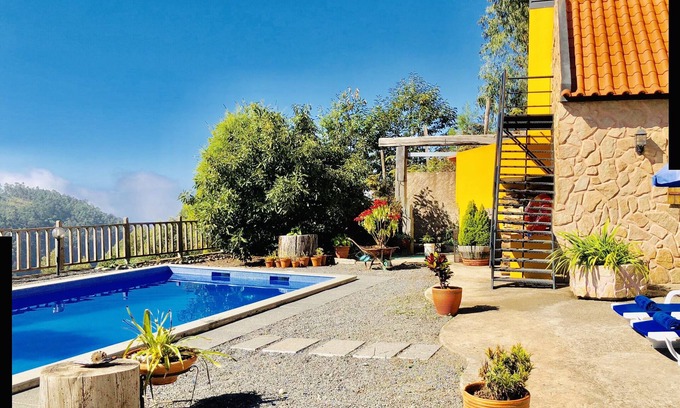 Ribeira Brava House | Quinta Safari House montains and ocean views