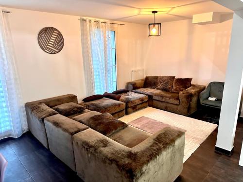 Magny-le-Hongre House | réf rog Chambre Privée dans une villa