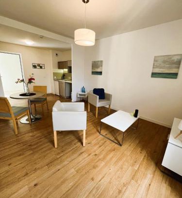 Laval Apartment | Résidence de Laval