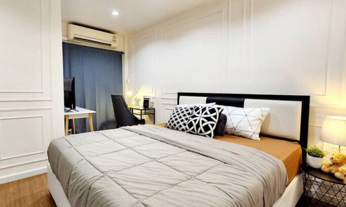 Bang Chak House | R1 House,bts,Mega Bangna,night market,Suvarnabhumi