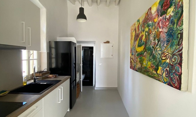 Apollonia Apartment | Rabagas House - In The Heart of Apollonia