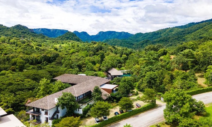 Phaya Yen Hotel | Rain Tree Residence Hotel