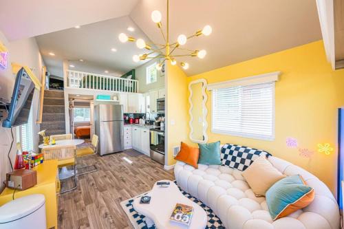 Forks Apartment | Rainforest Tiny Home Retreat 28