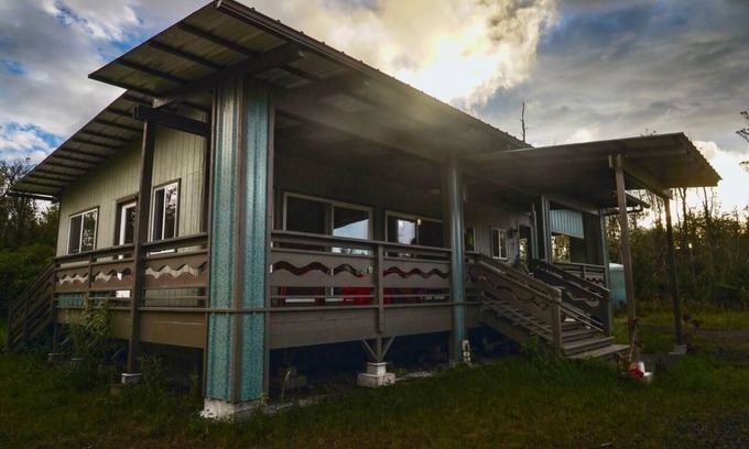 Fern Forest House | Rainforest Volcano Retreat – As Seen on TV! Near Volcanoes Nat’l Parkn