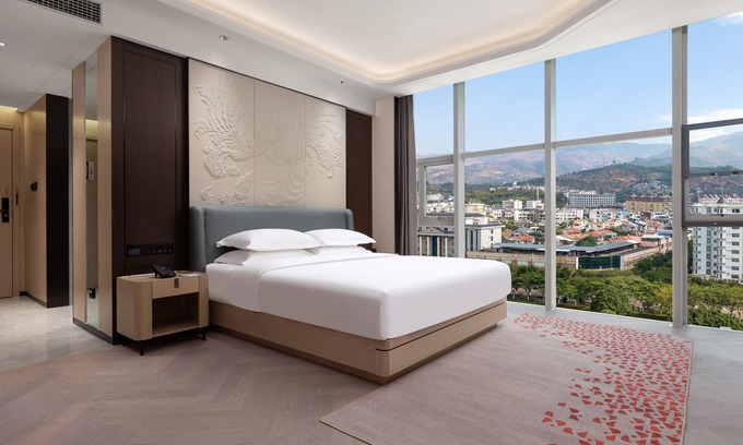 Kaiyuan Hotel | Ramada by Wyndham Honghe Kaiyuan