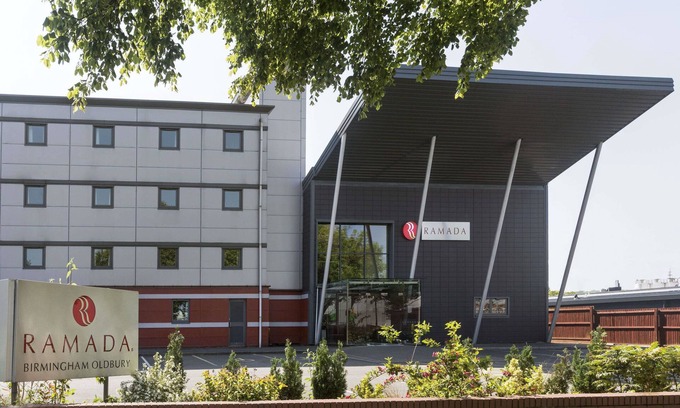 Oldbury Hotel | Ramada by Wyndham Oldbury Birmingham