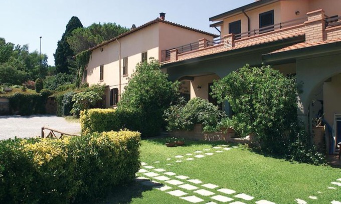 Scarlino Hotel | Ranch Hotel