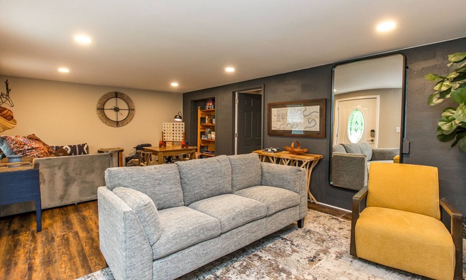 Keene House | Rare scenic KY River home with private boat ramp