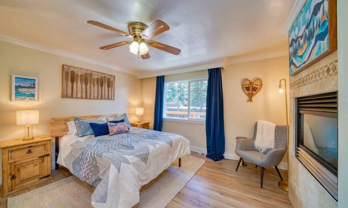 Lakeside Park Hotel | Rare unit layout making it easy to share Tahoe with friends & family!