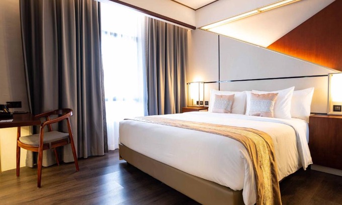 Dinoyo Hotel | Rayz UMM Hotel Malang