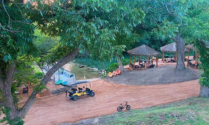 Sutherland Springs House | RC2QA - Glamping Cabin #A