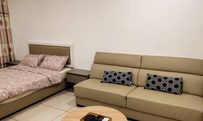 Bangi Sentral Apartment | RD Studio @ EVO SOHO Bangi WiFi Netflix