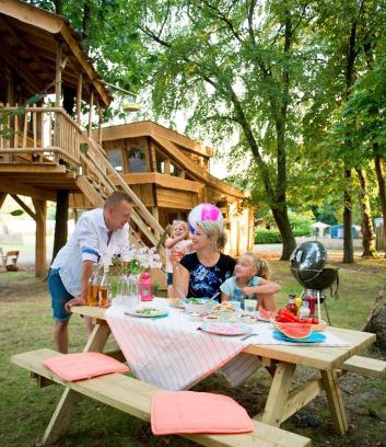 Rijen Other | Recreatiepark d'n Mastendol luxe Boomhutten