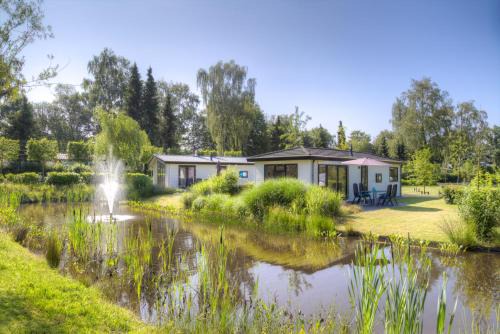 Municipality of Wageningen House | Recreatiepark de Wielerbaan