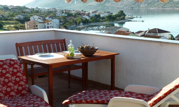 Barbat na Rabu Apartment | Red Jadro * apartment, 250 from the sea, with 32m2 terrace