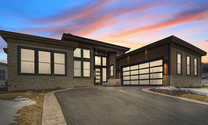Heber House | Red Ledges luxury retreat, golf, min 90 day stay